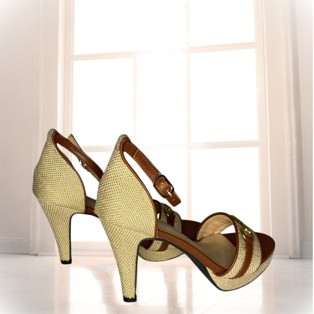 Chic Woven Beige & Brown Faux Leather Sandals with Gold Chain Accent - Size 7.5 - Picture 12 of 15